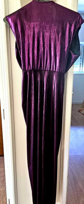 Vestido gala racha decote grego roxo púrpura brilhante usado uma vez