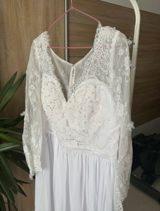 Suknia ślubna sukienka suknie slubne tiul A dekolt v