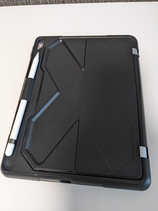 Чохол клавіатура Zagg iPad Pro 9.7