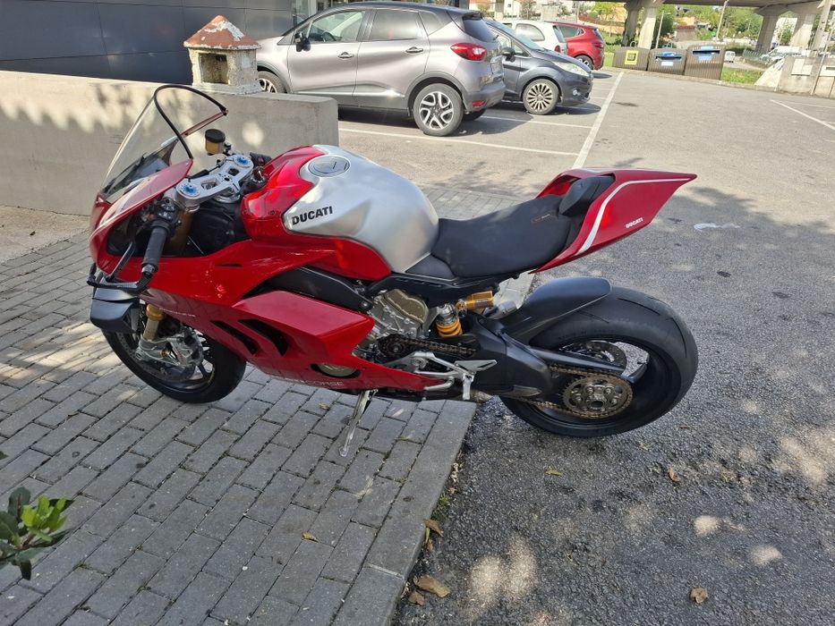 Ducati Panigale V4 R