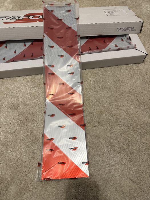 Orafol Naklejki ostrzegawcze