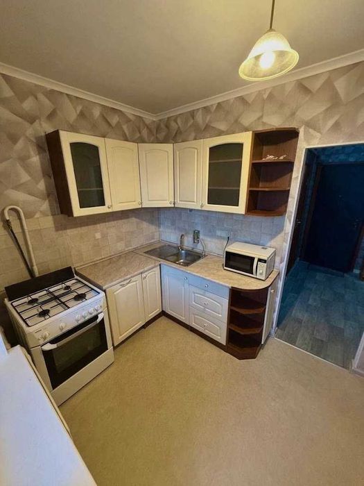 Продаж 1к 40 м2 з ремонтом , Героїв Дніпра, Оболонь, метро 5 хв пішки