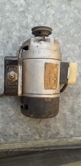 Электродвигатель 220в. 40вт. 5000об/м