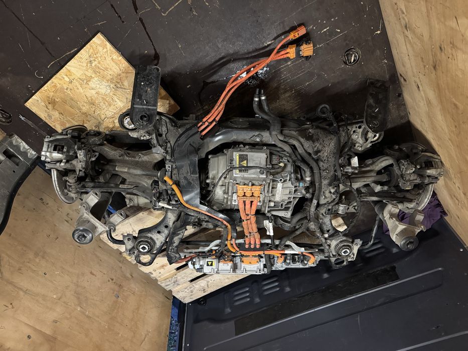 Silnik elektryczny ERAD 2 volvo xc90,xc60,v60,s60 jak nowy 36011,023