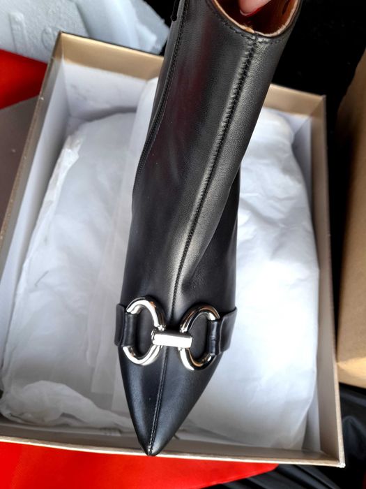 Botins Ruika em pele T.35