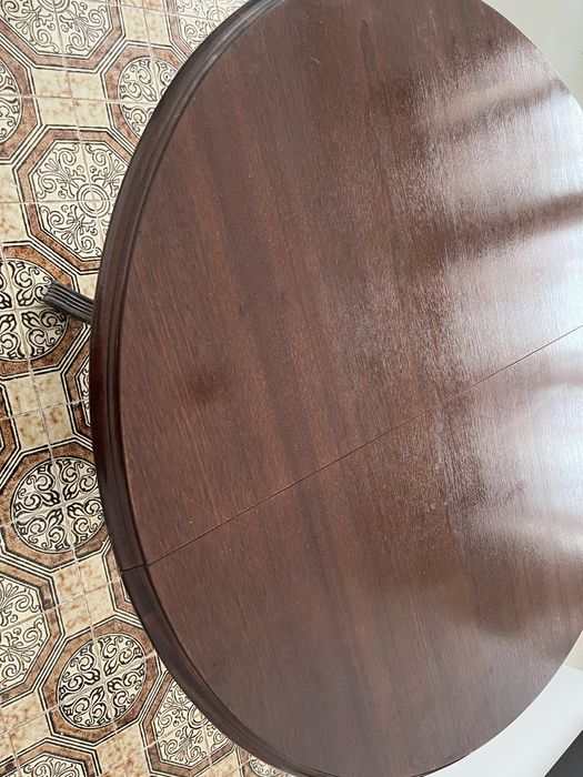 Mesa extensivel Madeira Maciça + 4 Cadeiras