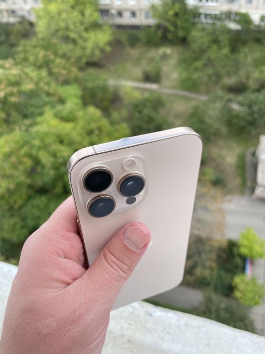 Продам IPhone 16 PRO MAX 256 Neverlock