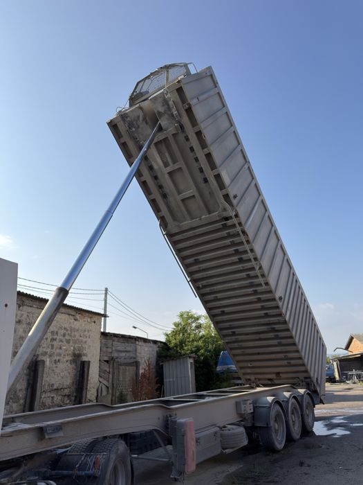 Продам напів причіп GENERAL TRALLERS