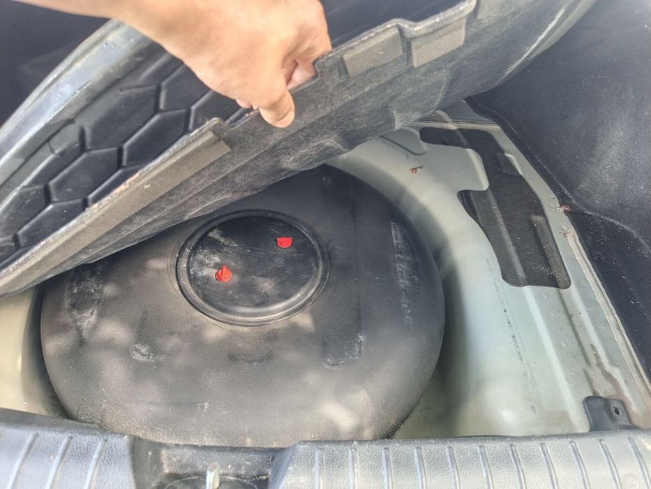 Продам машину Kia k5
