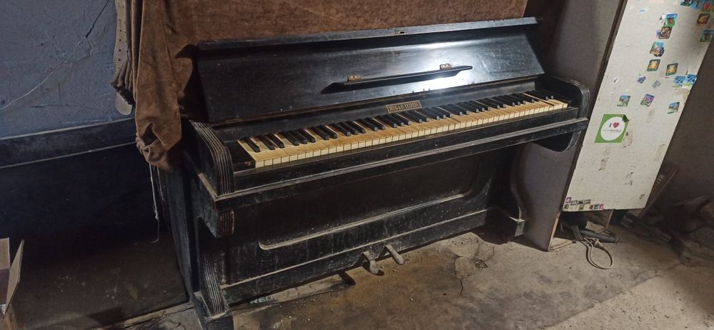 Фортепіано HUG LEIPZIG