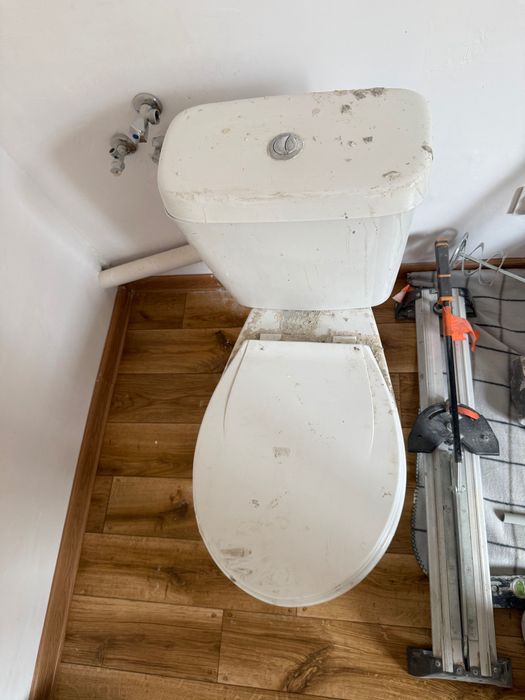 Oddam za darmo WC (kompakt)