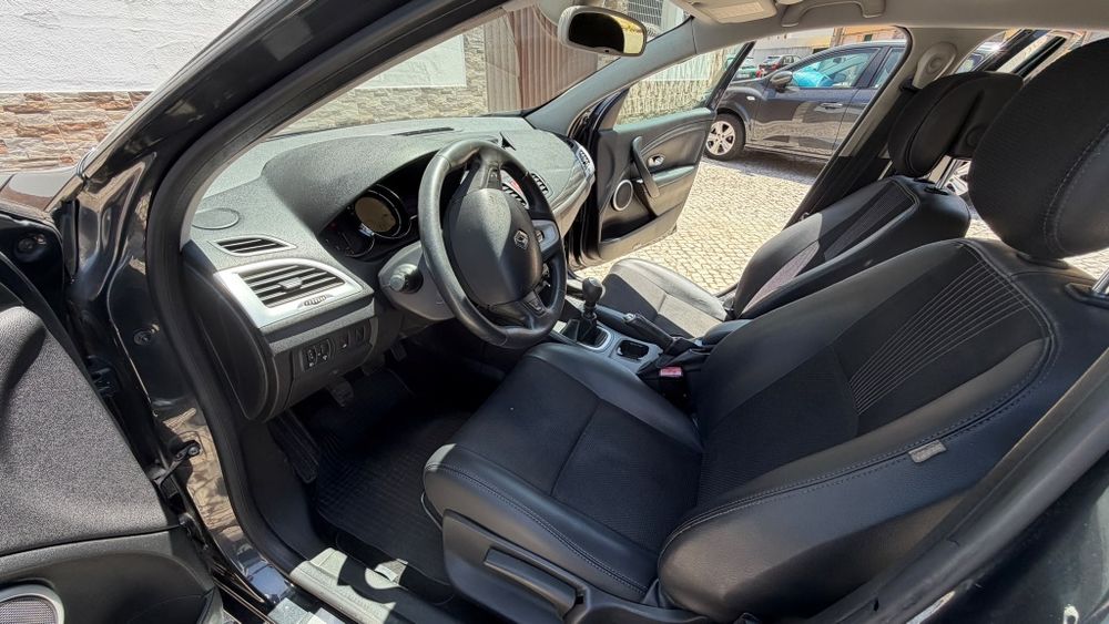 Renault Mégane — fotografia 9