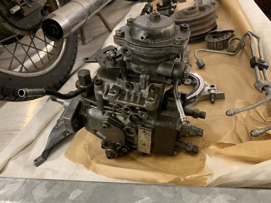 Bomba injetora  toyota 2lt 12mm Injetores Alternador
