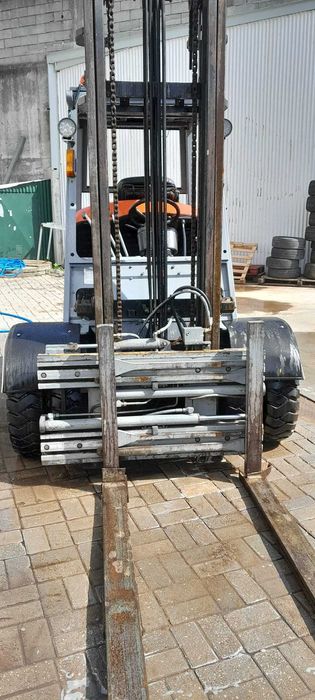 Empilhador Toyota 3.0