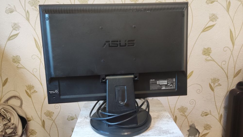 Монитор Asus VW202NR