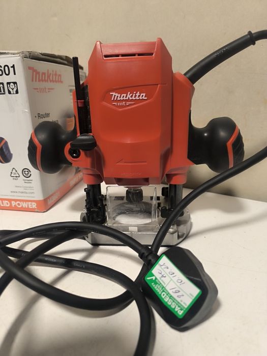 Frezarka makita m3601