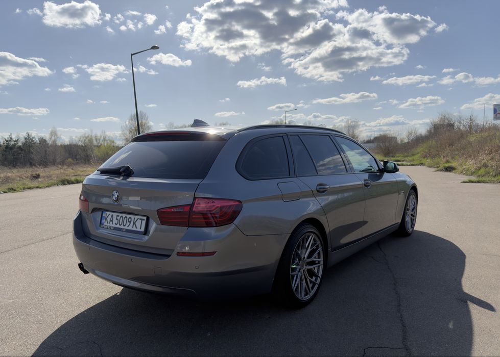 BMW 520 AT xDrive (190 к.с)