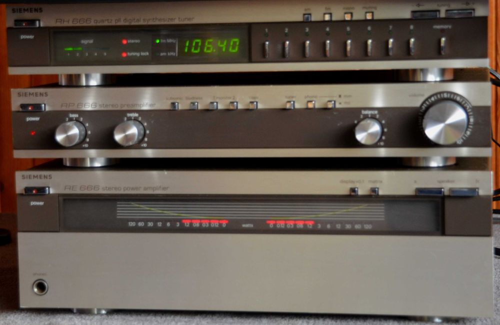 Vintage Siemens Serie 666 PreAmp PR666 Tuner RH666 Końcówka mocy RE666