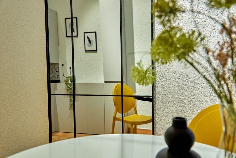 Акція! Молодіжна квартира в стилі лофт для Вас,  3 місця!