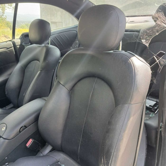Mercedes CLK320 3.0CDI de 2006 - Peças Usadas