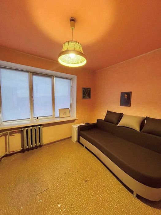 Продаж 3-кімн.кв. біля ТЦ Гостинець