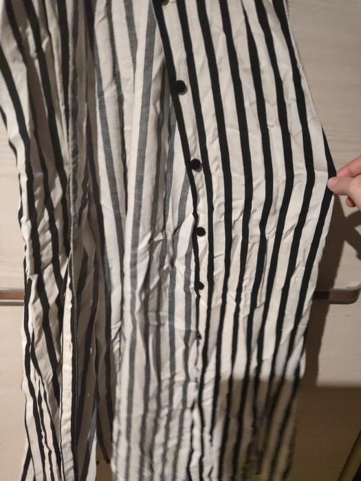 Dłuższa sukienka w paski