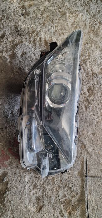 Lampa prawa auris