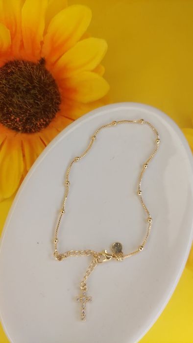 Pulseira luxo cruz , folheada a ouro 18 k, semijoia de qualidade.