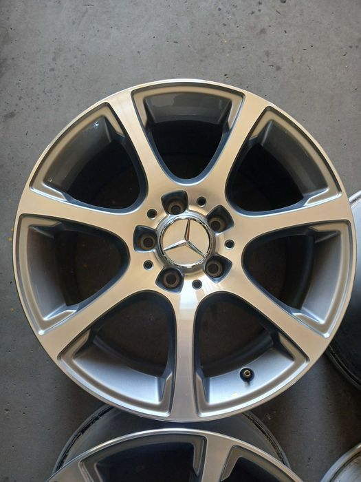 Felgi aluminiowe Mercedes C 8,5j17 et 58 ch 66 5x112 chromowano-grafitowe W 204