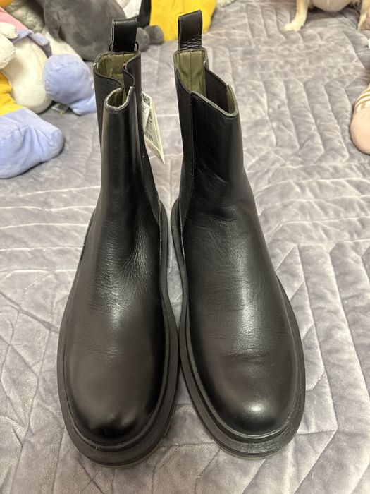 Ботінки жіночі Zara