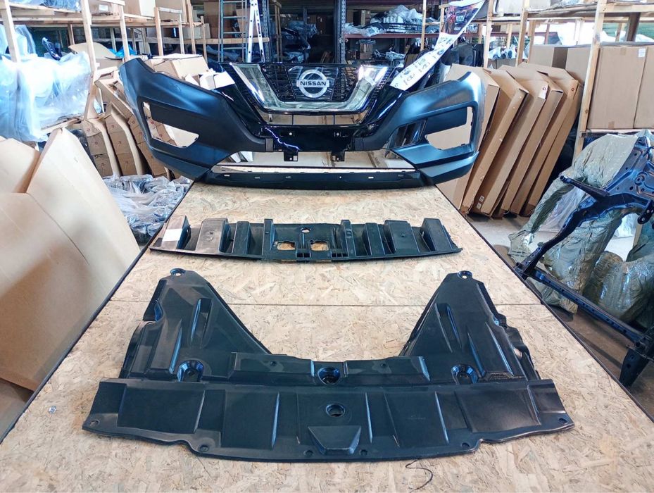Задній бампер Nissan Rogue T32 .Бампер задній  Nissan X-Trail T32