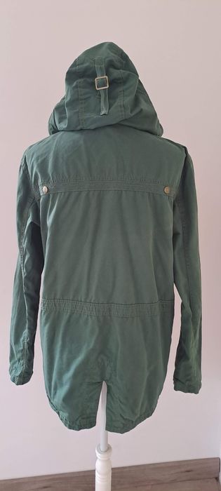 casaco/ Blusão verde caqui, Tam S ( grande)
Marca Berg
