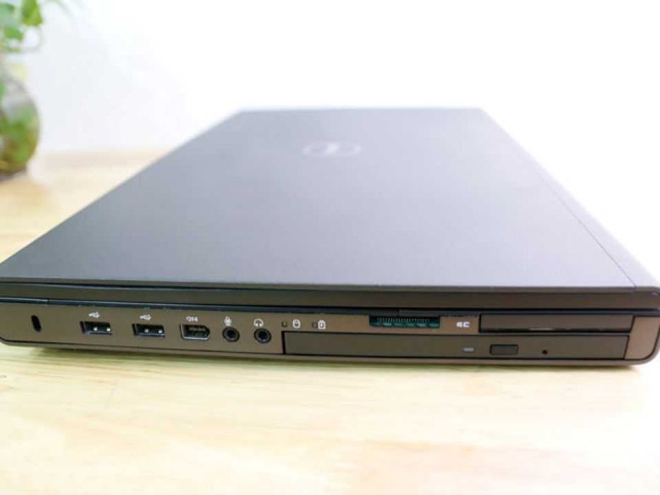 Dell Precision M6600 / i7-2760QM