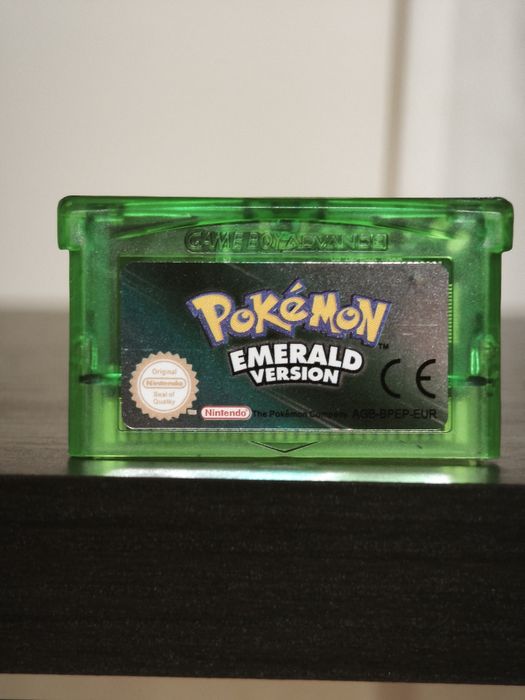 Pokémon versão Emerald