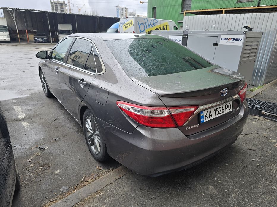 Аренда Тойота кемри гибрид