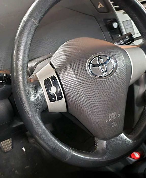 Toyota Yaris 1.4 D-4D 90cv 2007 - económico, IUC baixo