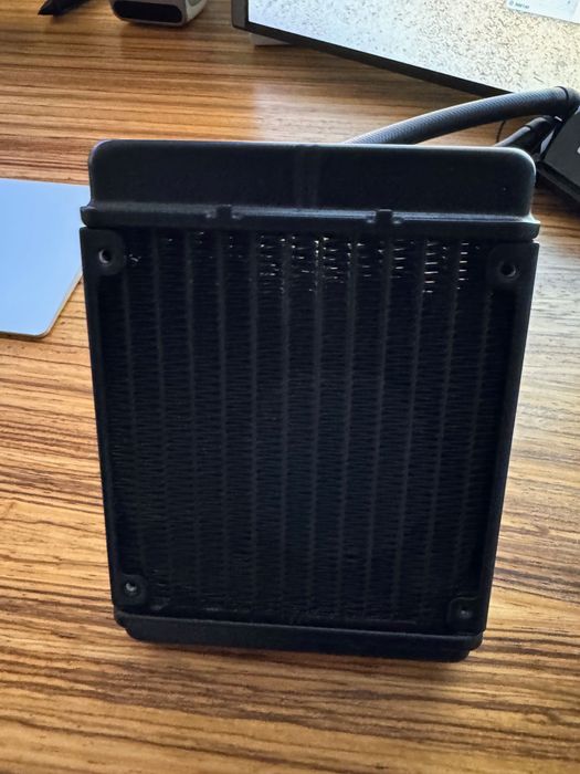 Cooler liquido Corsair H80i v1