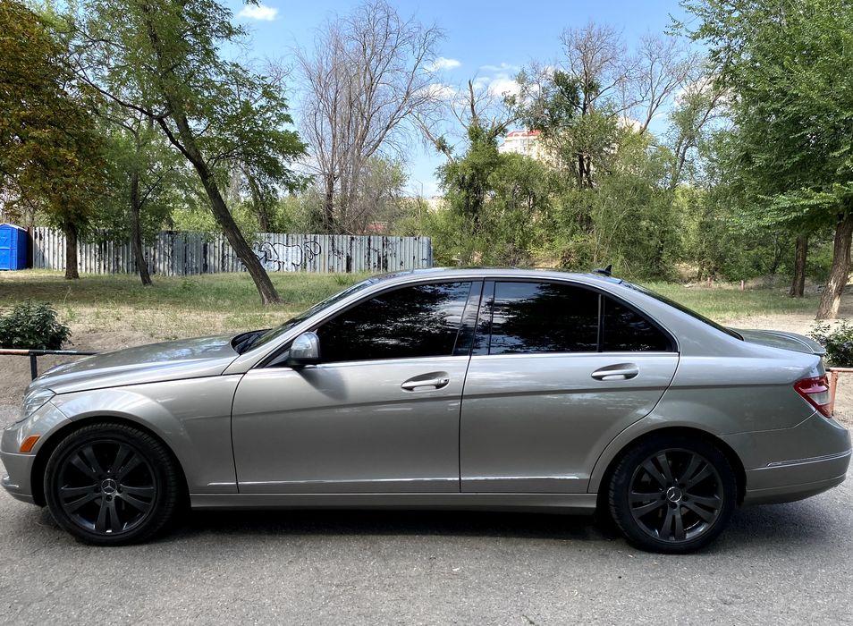 Mercedes-Benz C-Class 2008 VIN WDDGF81X78F142111 фото оголошення 4 з 16