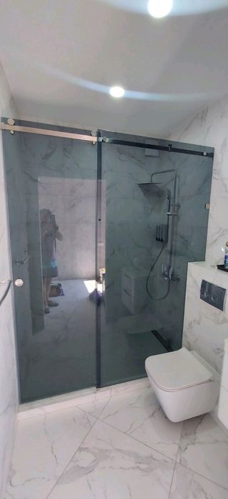 Душова кабіна, скляна перегородка міжкімнатна роздвижна система дверей