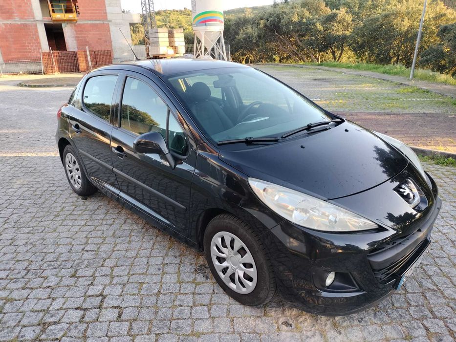 Peugeot 207 1,4 VTI
