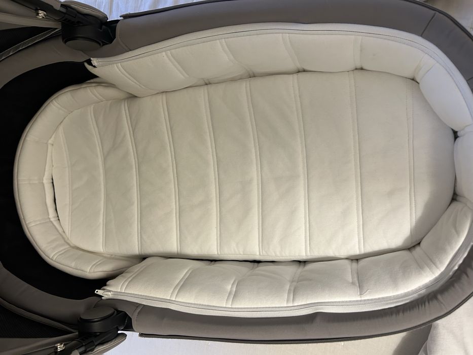 Cybex Carry Cot Lux - gondola do wózka Priam 2.0 Grey