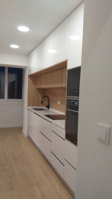 Cozinhas, Roupeiros. Aproveite Descontos!