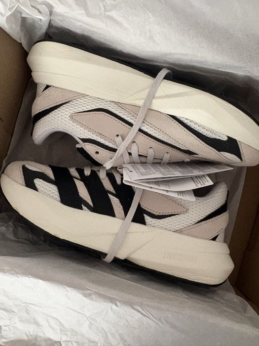 Sapatilhas lightblaze 38 adidas NOVAS