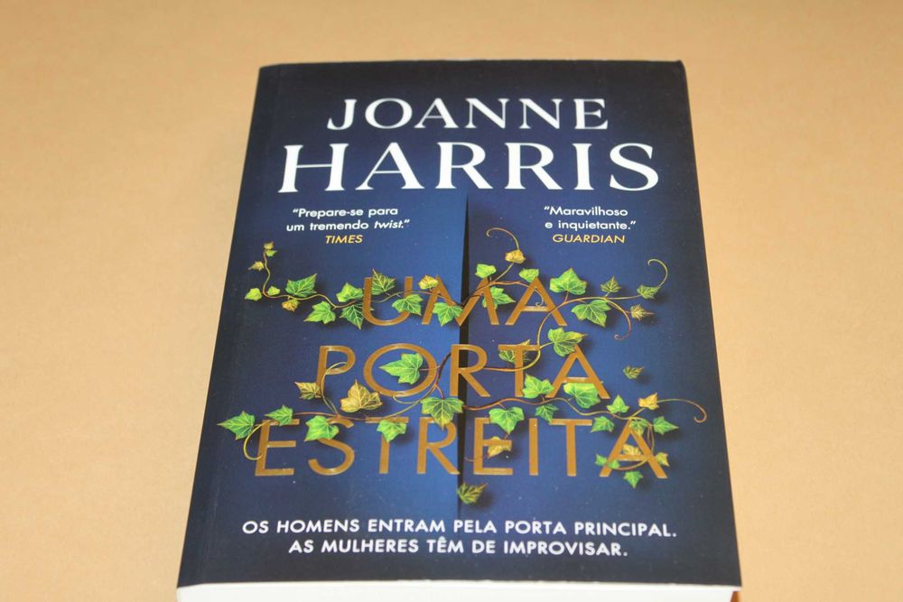 Uma Porta Estreita // Joanne Harris
