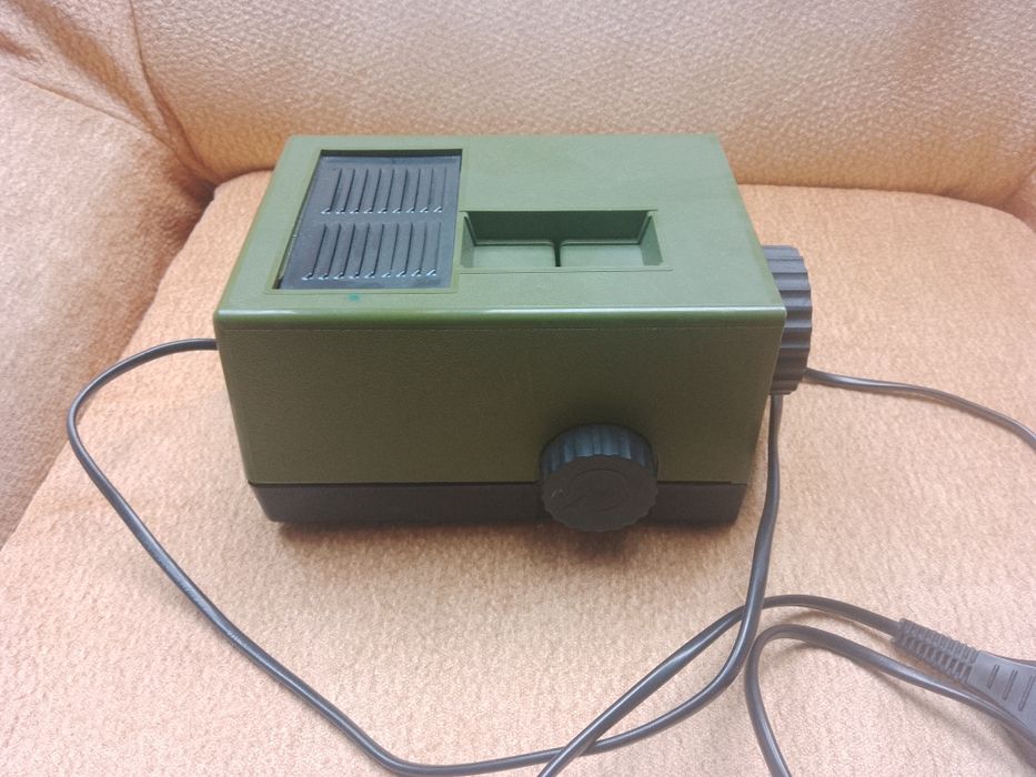 Rzutnik projektor Ania