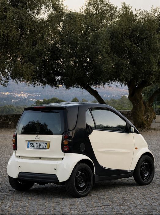 Smart fortwo 450 0.8 CDI sequencial   Gasóleo de 2001