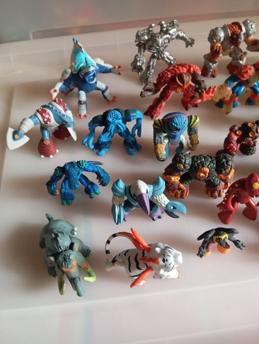 Gormiti vários desde Tudo 20€.