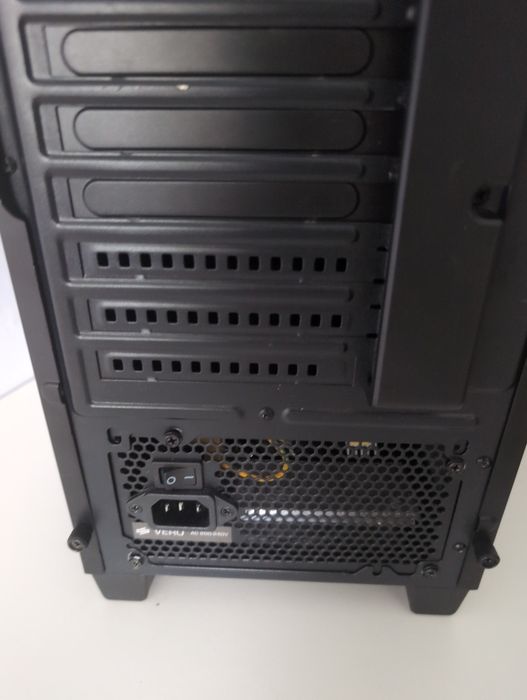 komputer biurowy / r3 2200g / 16gb ddr4 / 256gb nvme
