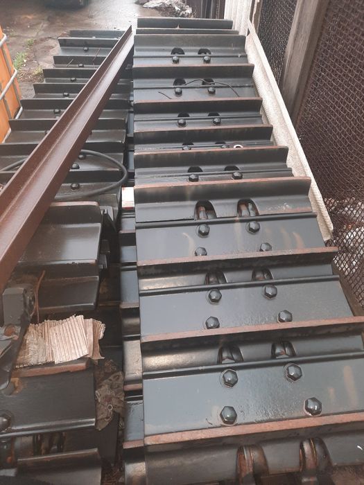 Продам гусеницу бульдозер Четра