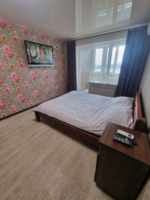 Квартира с видом на Днепр. Солнечный. ТРЦ Вавилон. Посуточно